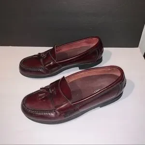 NWT Rockport Burgundy Tassel Loafers Rockport | Shoes | Nwt Rockport Burgundy Tassel Loafers  main image 2